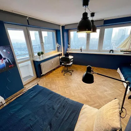 Super Blue ścisłe Centrum Dwie Linie Metra Netflix Wifi 300 Mbs Panorama Miasta Warszawa