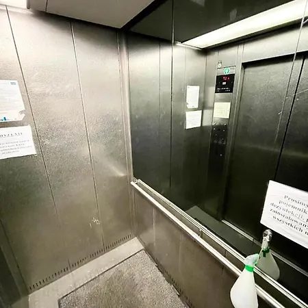 Apartament Super Blue ścisłe Centrum Dwie Linie Metra Netflix Wifi 300 Mbs Panorama Miasta *